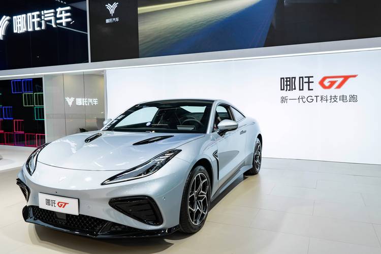 佛山禅城区蓝驰宏企业管理咨询哪吒汽车在智能汽车领域的表现，领途汽车在新能源汽车市场中的影响力